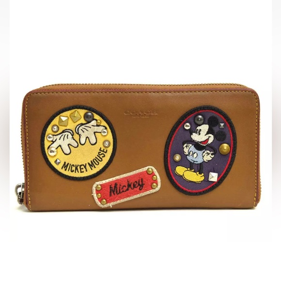 Coach Disney Mickey Mouse Patchwork Accordion Zip Around‎ Wallet - Picture 1 of 3
